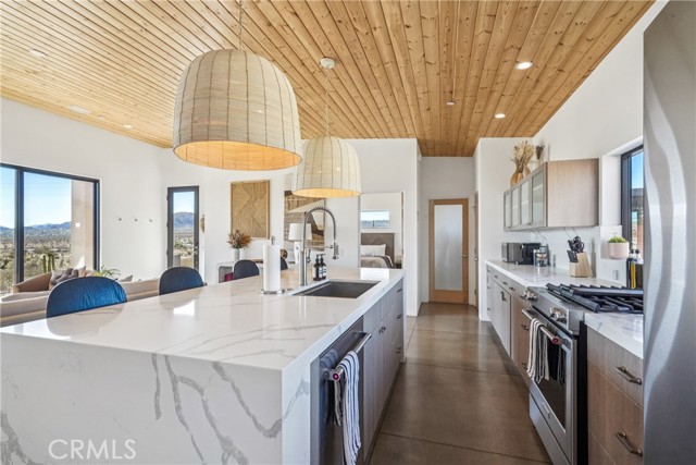 MLS #OC25234362 image #10