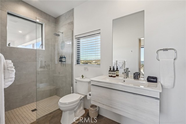 MLS #OC25234362 image #18