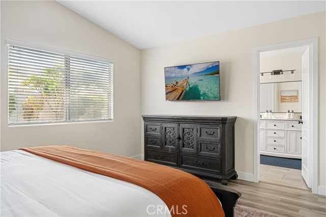 MLS #OC25234364 image #15