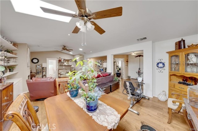 MLS #OC25234370 image #8