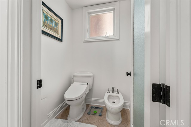 MLS #OC25234374 image #34