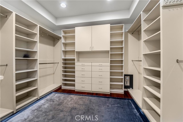 MLS #OC25234374 image #35