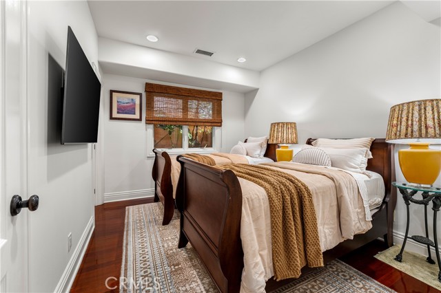 MLS #OC25234374 image #63