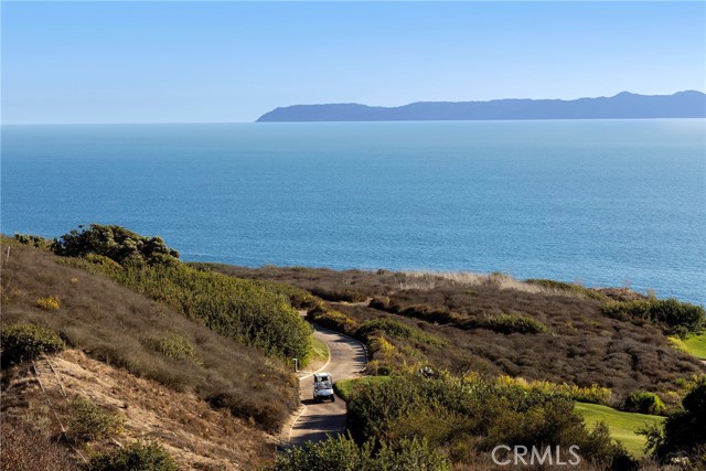 MLS #OC25234445 image #2