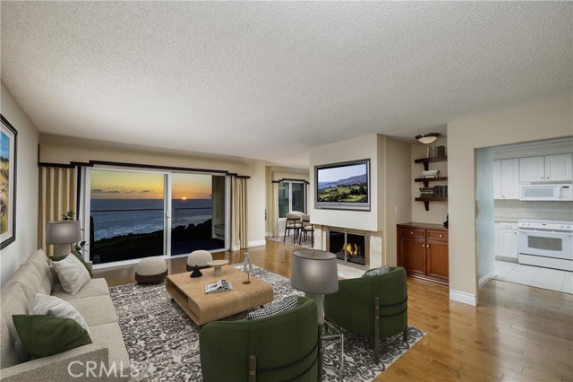 MLS #OC25234445 image #9