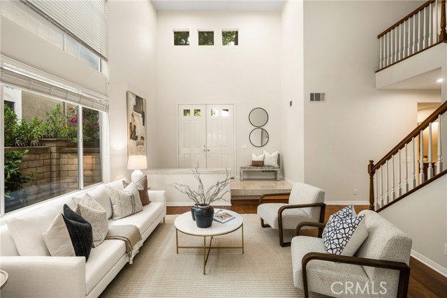 MLS #OC25234487 image #10