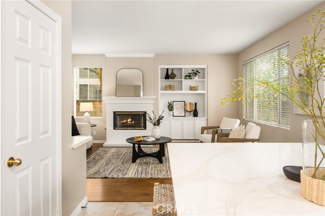 MLS #OC25234487 image #12