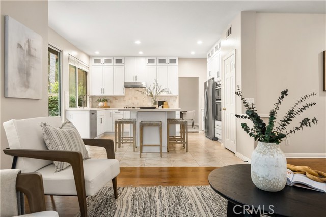 MLS #OC25234487 image #17