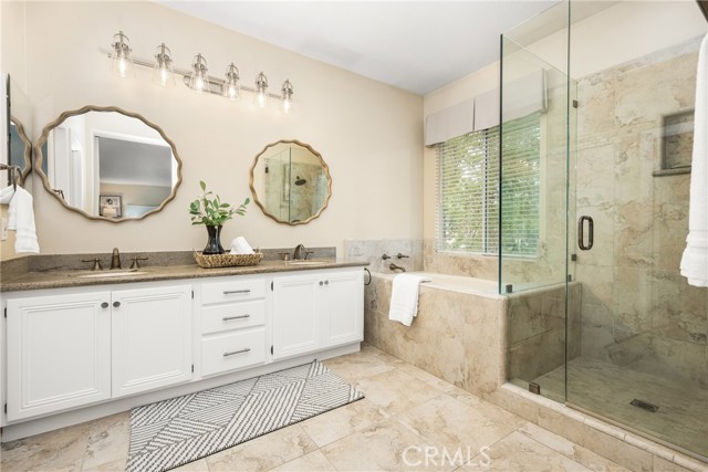 MLS #OC25234487 image #32