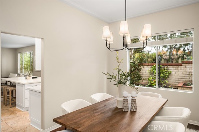 MLS #OC25234487 image #8