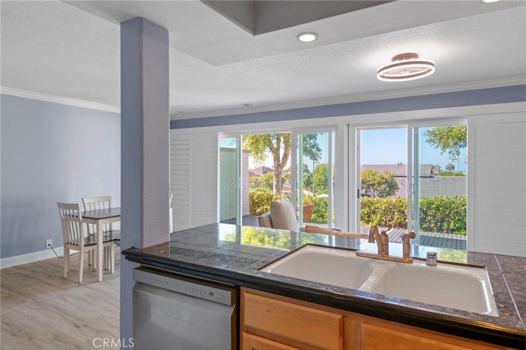 MLS #OC25234522 image #12