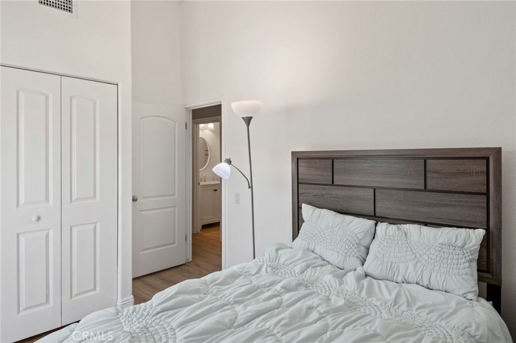 MLS #OC25234522 image #18