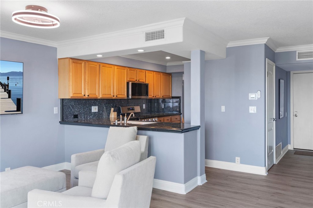 MLS #OC25234522 image #7