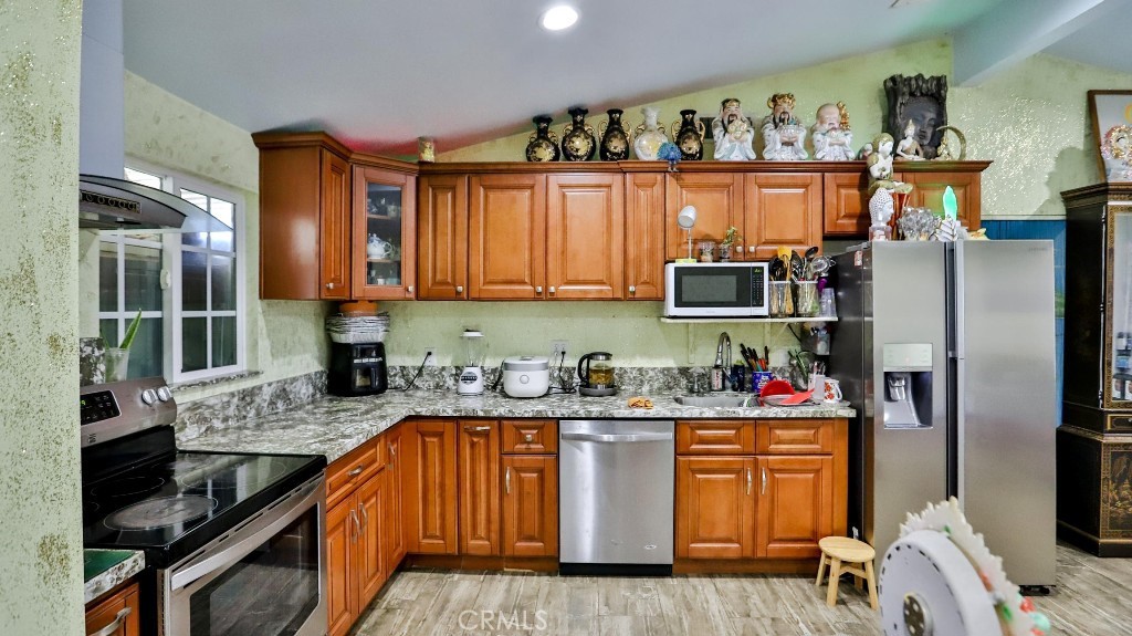 MLS #OC25234609 image #3