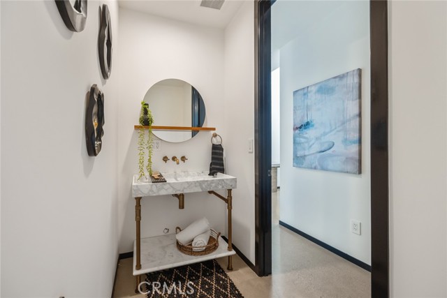 MLS #OC25234616 image #16