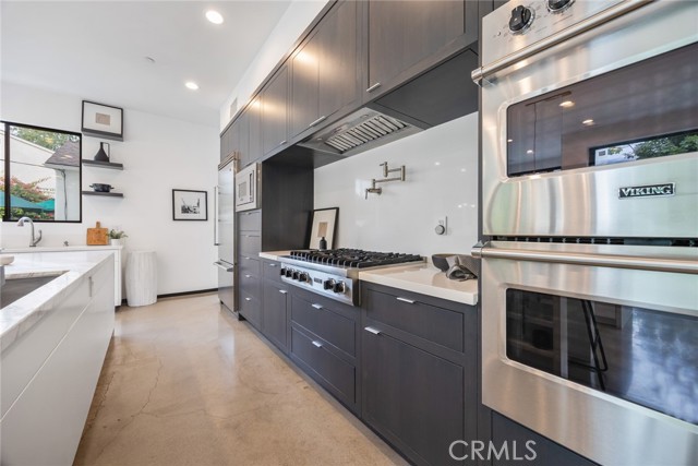 MLS #OC25234616 image #34