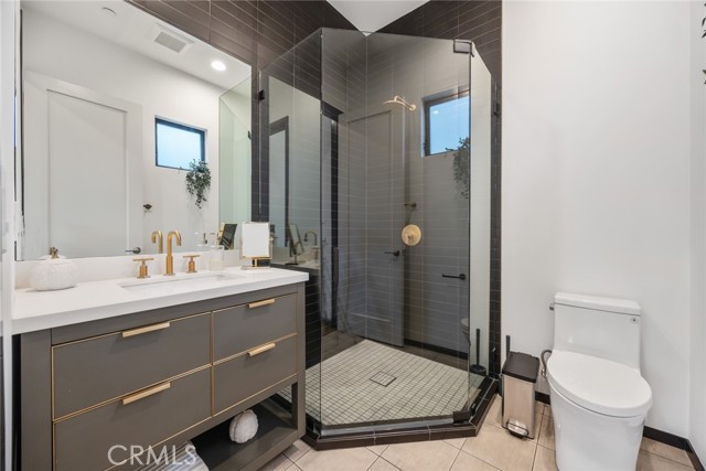 MLS #OC25234616 image #54