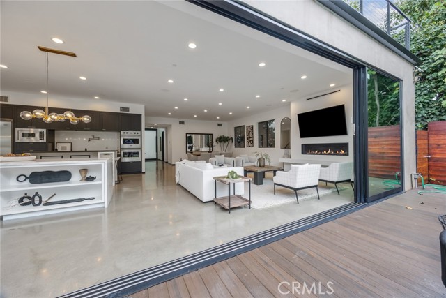 MLS #OC25234616 image #6