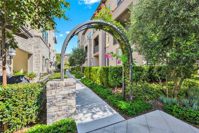 MLS #OC25221235 image #25