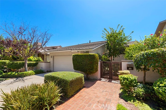 MLS #OC25234646 img 0