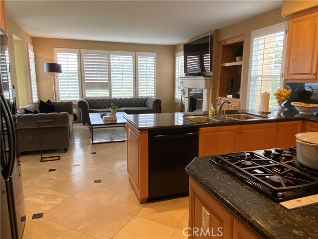 MLS #OC25234691 image #12