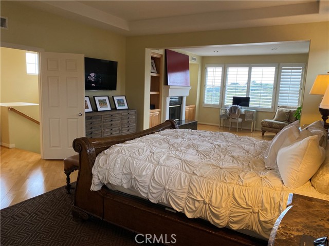 MLS #OC25234691 image #16