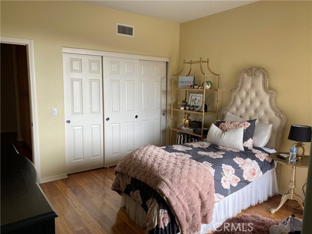 MLS #OC25234691 image #30