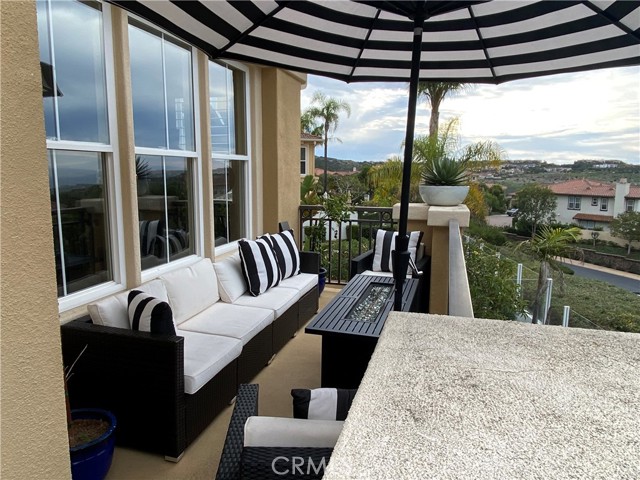 MLS #OC25234691 image #5