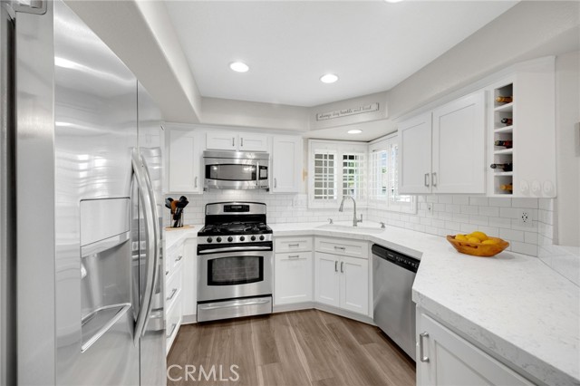 MLS #OC25234698 image #19