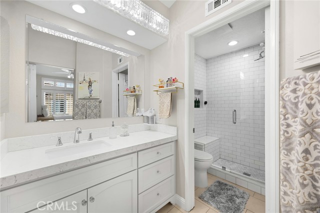 MLS #OC25234698 image #33