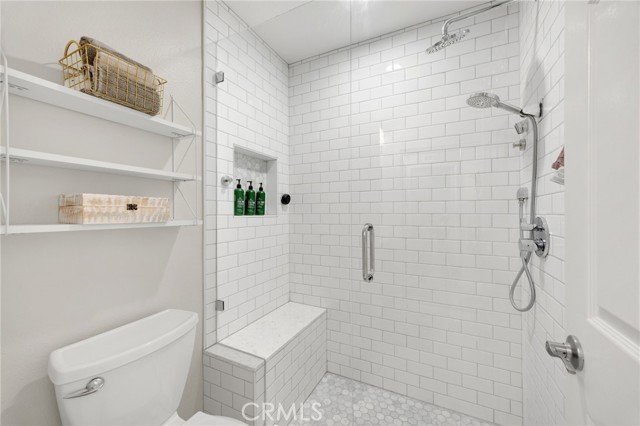 MLS #OC25234698 image #34