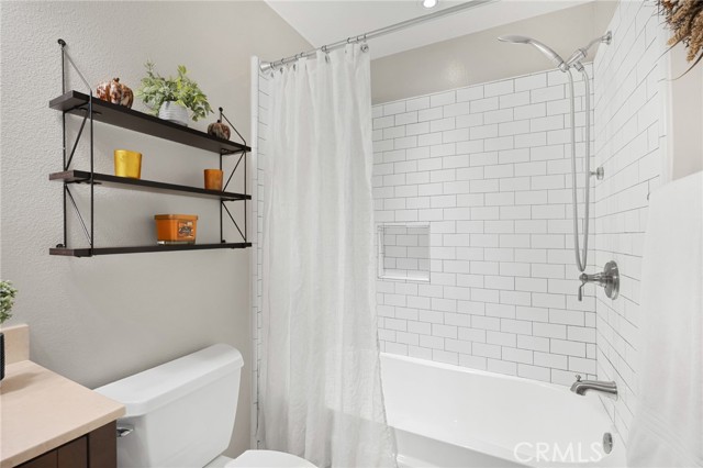 MLS #OC25234698 image #39