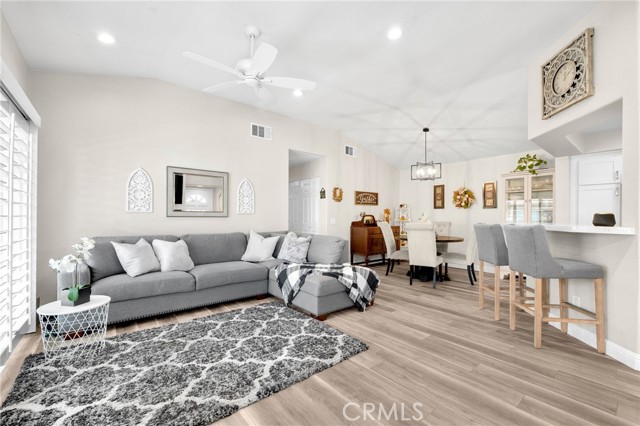 MLS #OC25234698 image #7