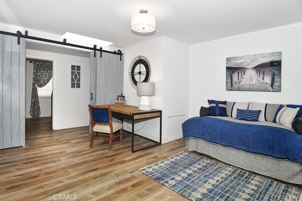 MLS #OC25234725 image #31