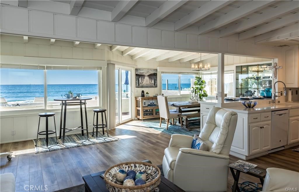 MLS #OC25234725 image #8