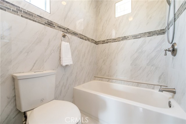 MLS #OC25234749 image #15