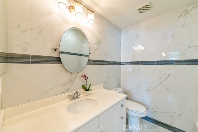 MLS #OC25234749 image #18