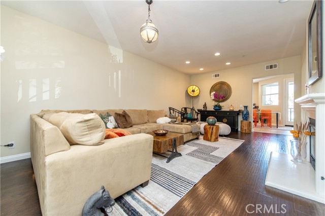 MLS #OC25234749 image #7