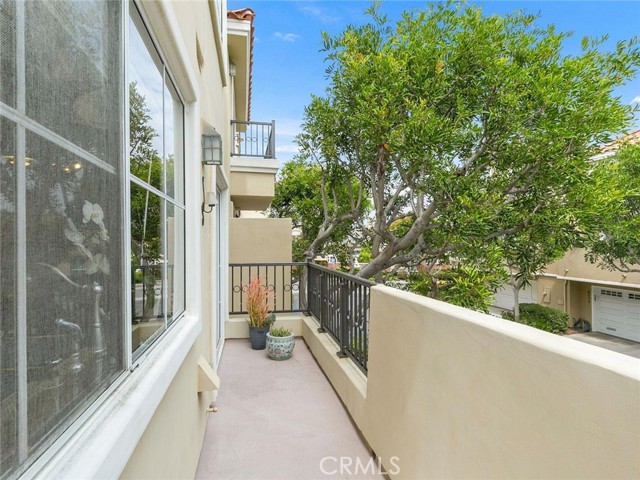 MLS #OC25234810 image #12