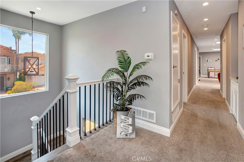 MLS #OC25234819 image #10