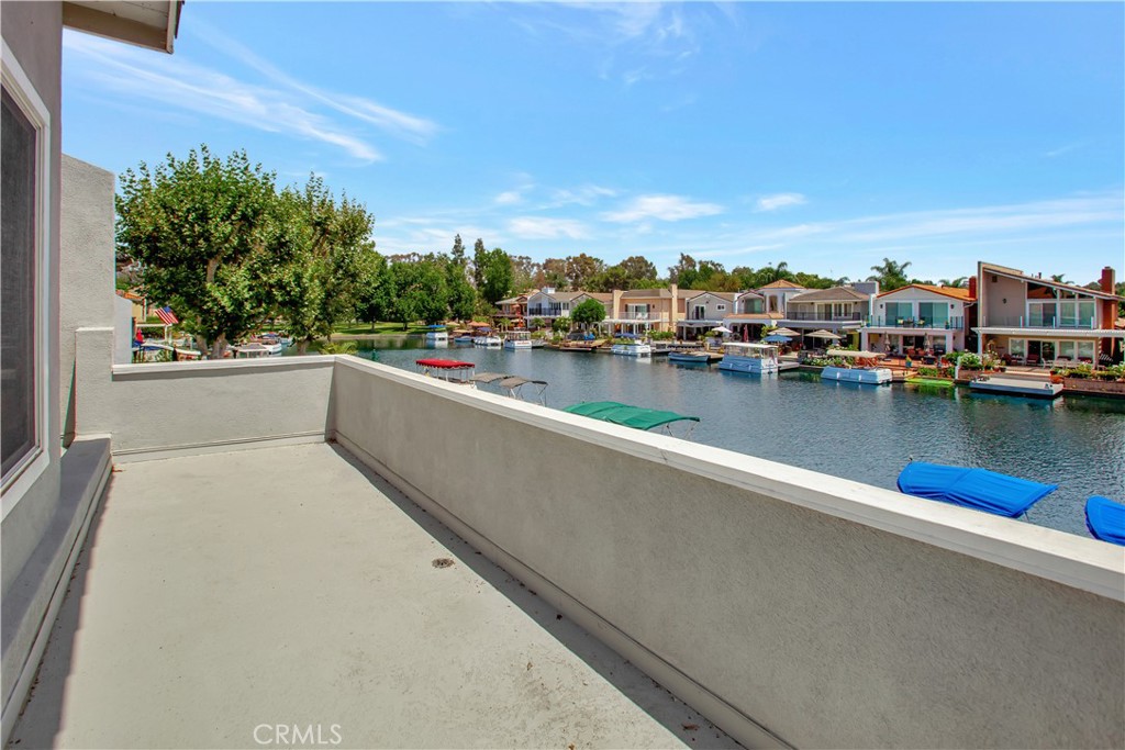 MLS #OC25234819 image #16