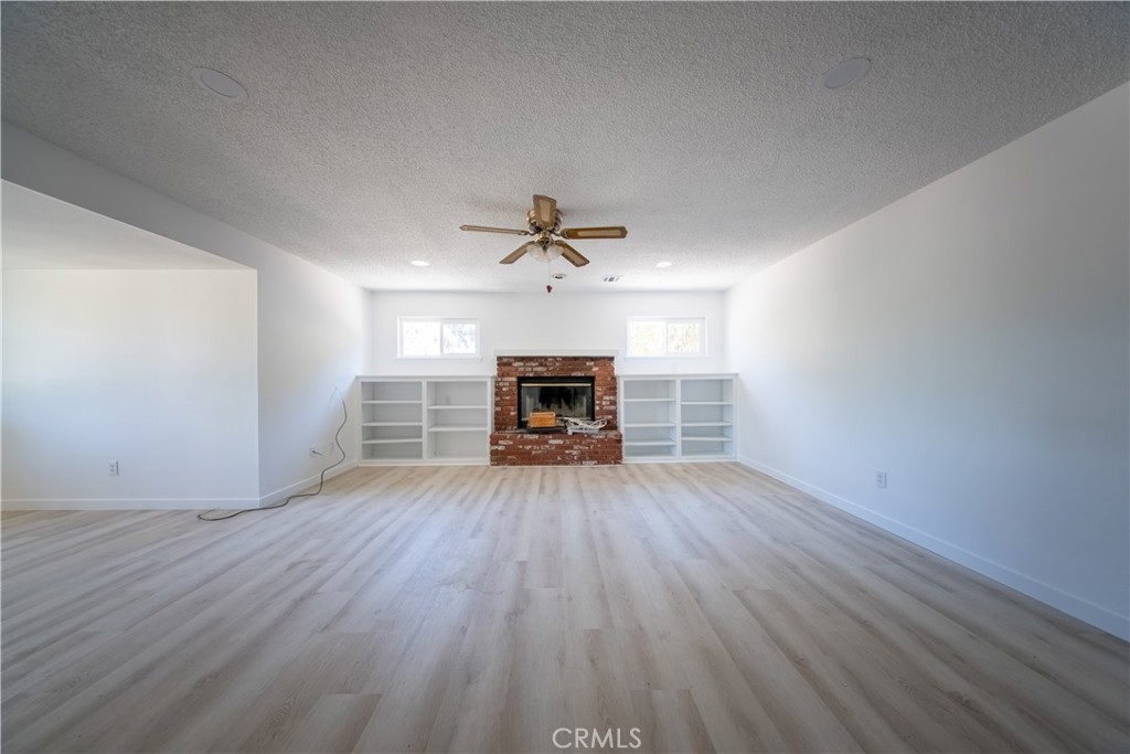 MLS #OC25234855 image #15