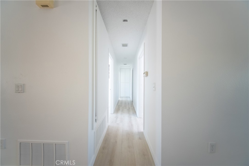 MLS #OC25234855 image #16