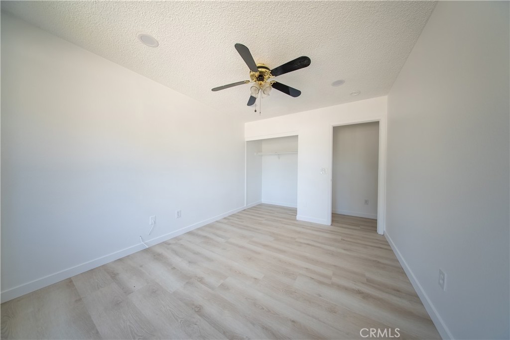 MLS #OC25234855 image #24