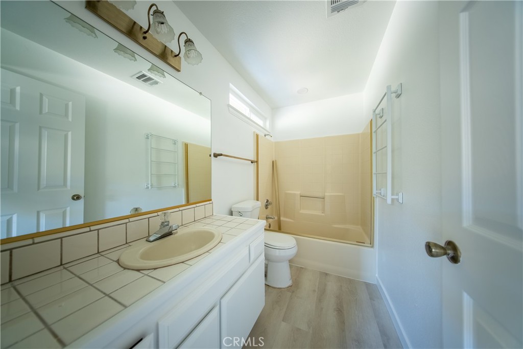 MLS #OC25234855 image #29