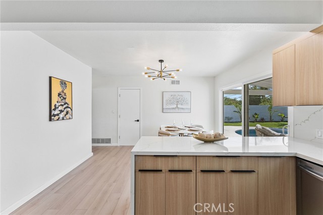 MLS #OC25234911 image #12