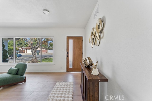 MLS #OC25234911 image #7