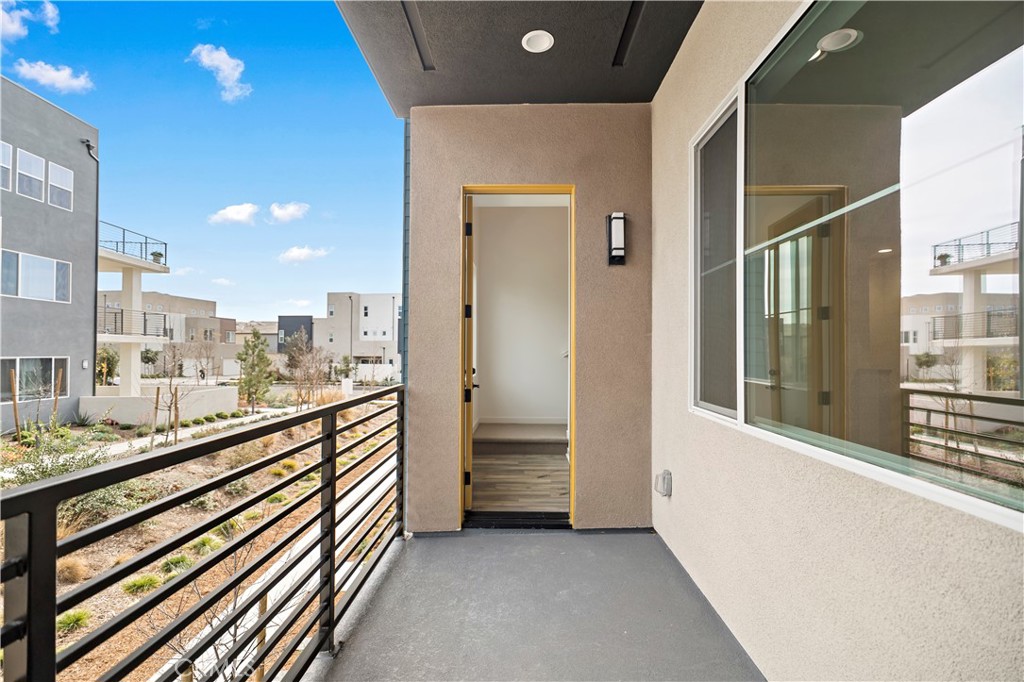 MLS #OC25234934 image #16