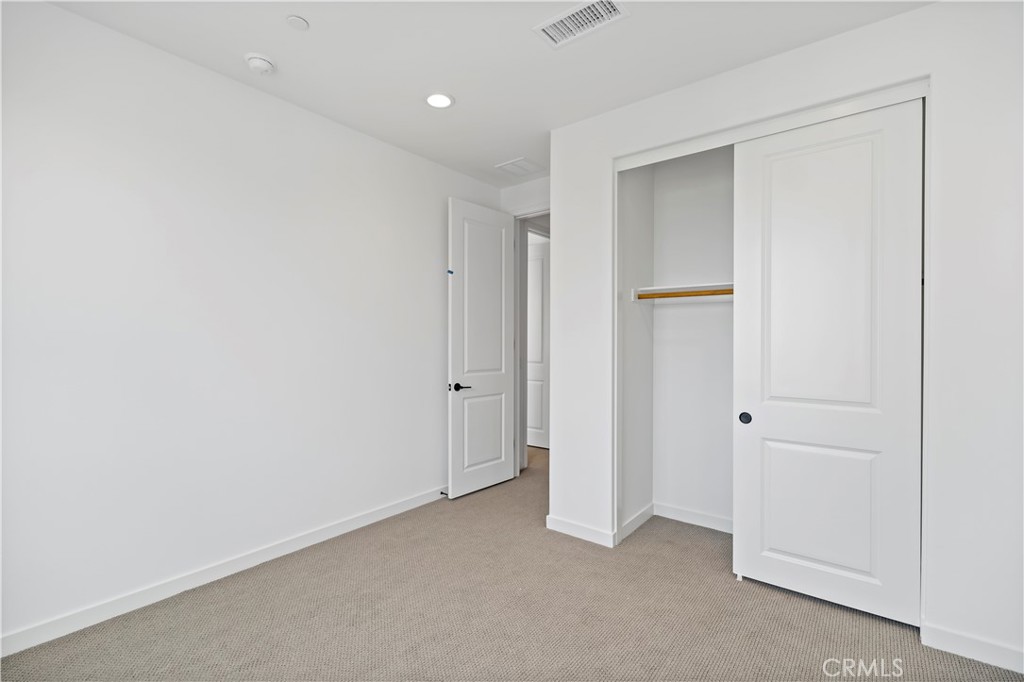 MLS #OC25234934 image #27