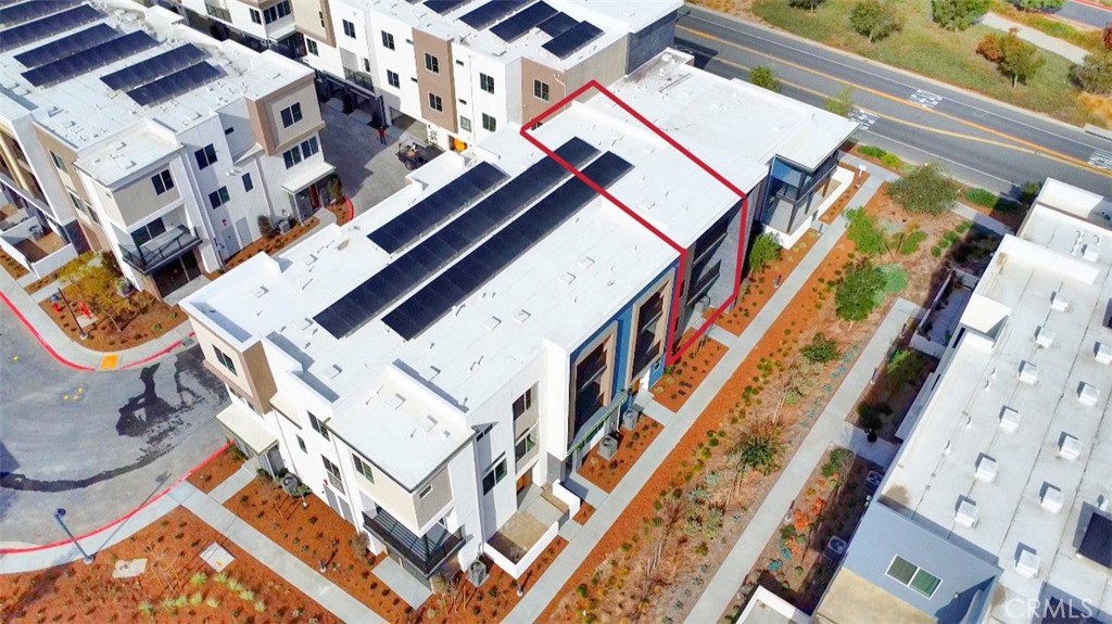 MLS #OC25234934 image #32